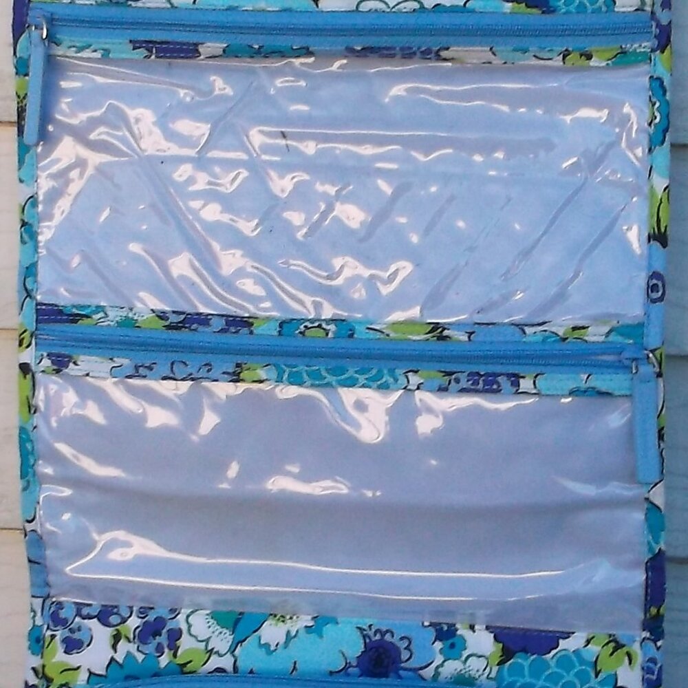 Vera Bradley Quilted Travel Organizer Bag – Blue & Green Floral, 4 Zippered Comp - Picture 4 of 6